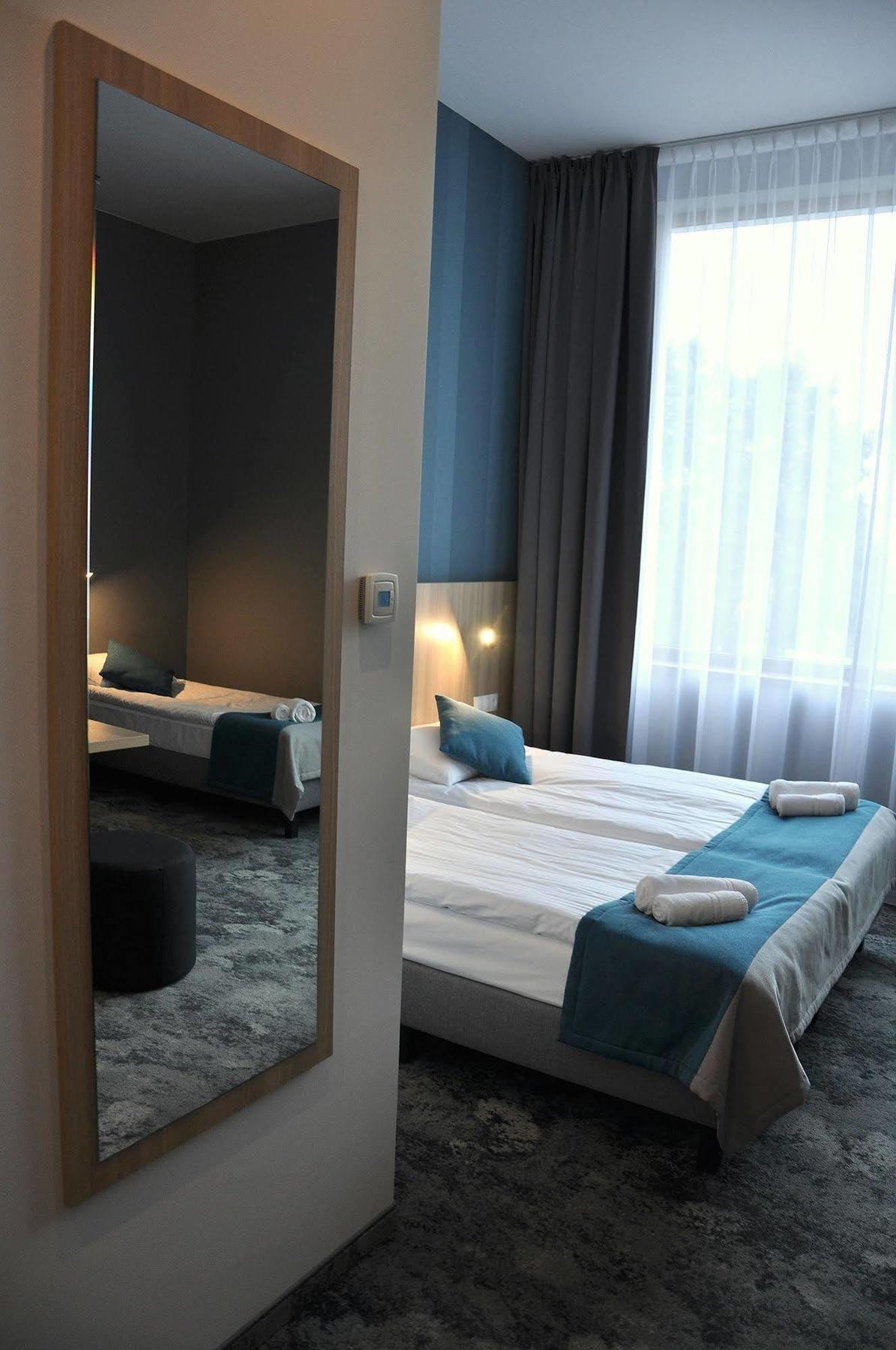 Hotel Zatoka Danzica Esterno foto